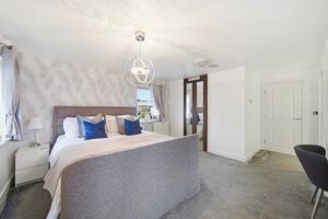 Photo 11- click for photo gallery